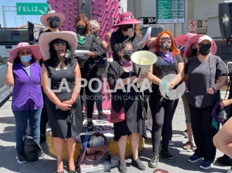 Encapuchadas de Negro