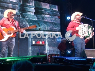 ¡Viva Intocable Cabrounes!