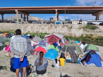 Invasión Monstruo en Camino