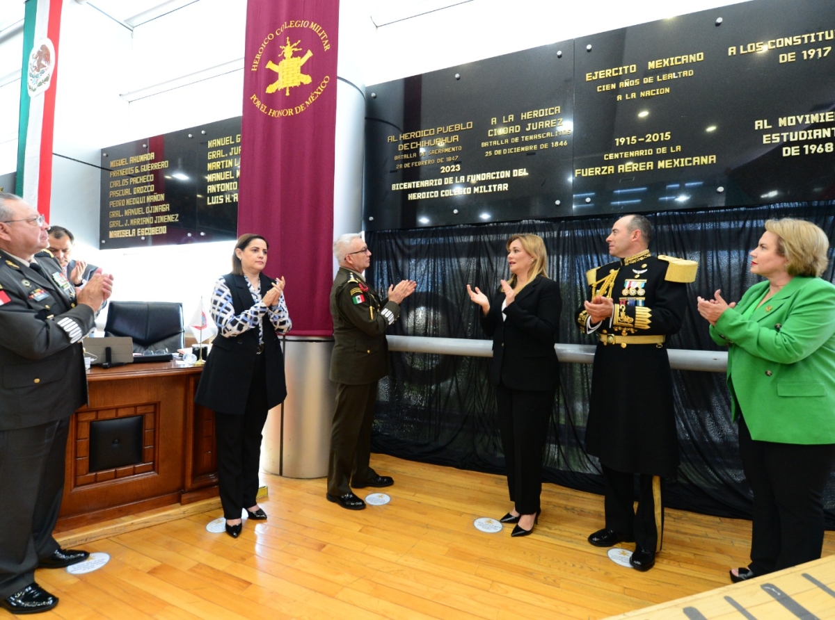 Tributo a Fuerzas Armadas