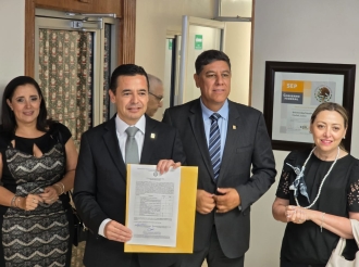 Le Salen Primas Retiradas y Compadres