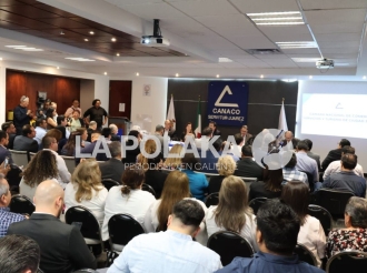 Cruz Arrebata la Plaza