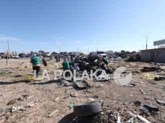 Escoba a Basureros Urbanos