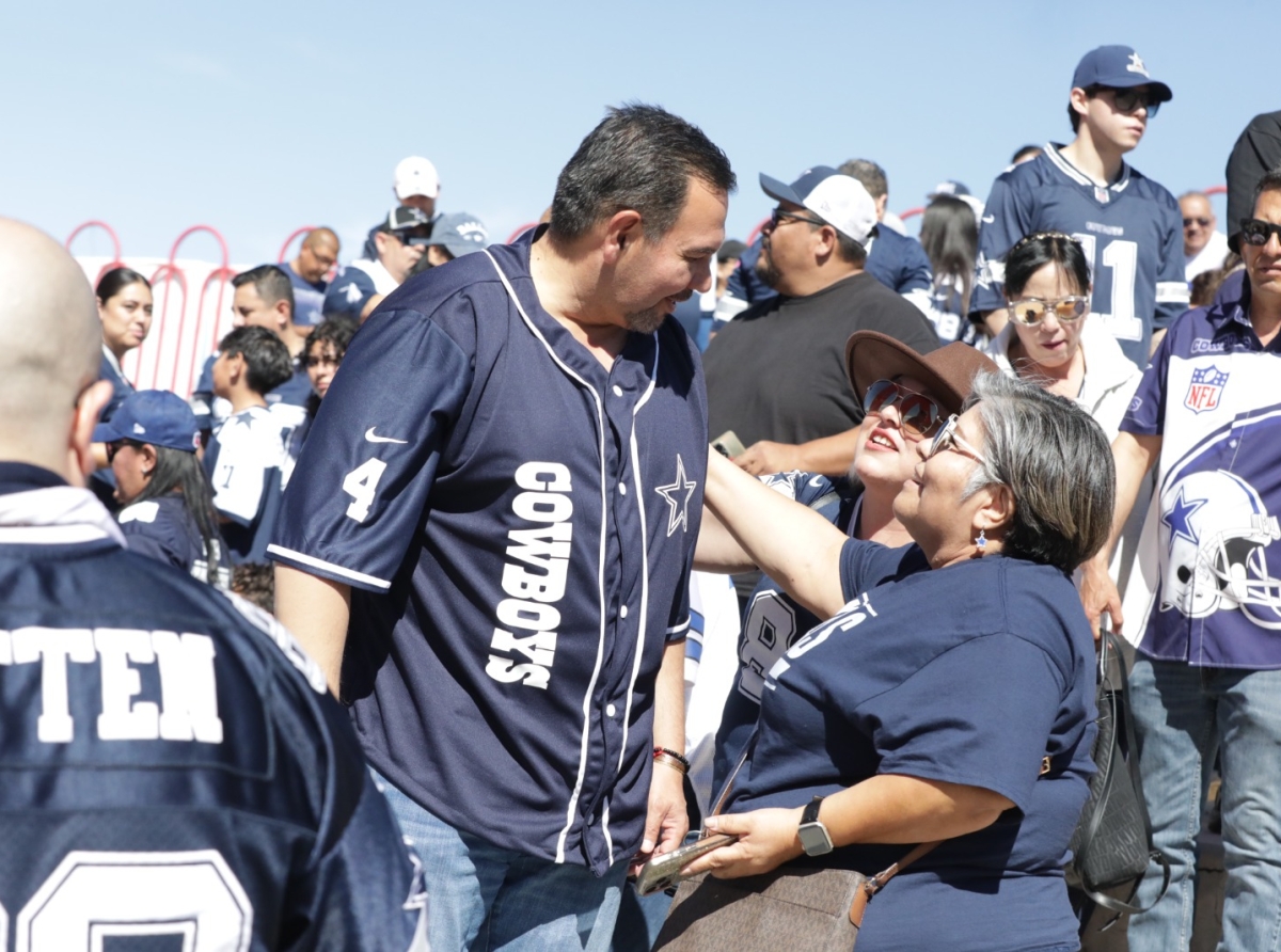 Cowboys no Están Solos