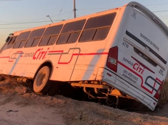 Lo Confundió Con Bache