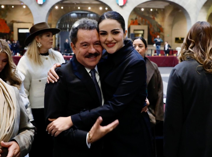 Muera El Rey, Viva Mier!