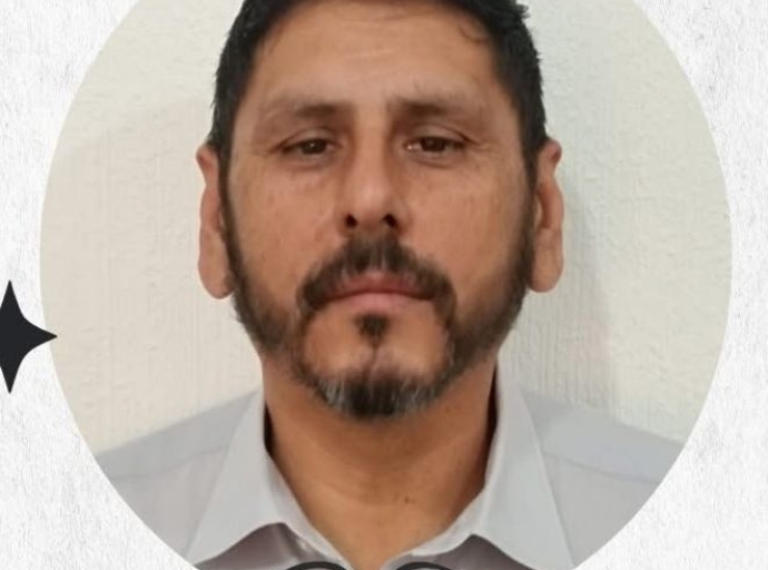 Mientras César Jáuregui Hace Campaña