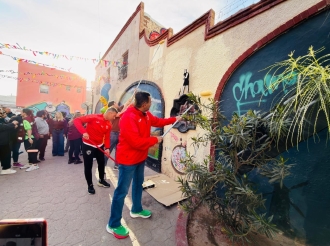 Estrena Tenis de Talacha