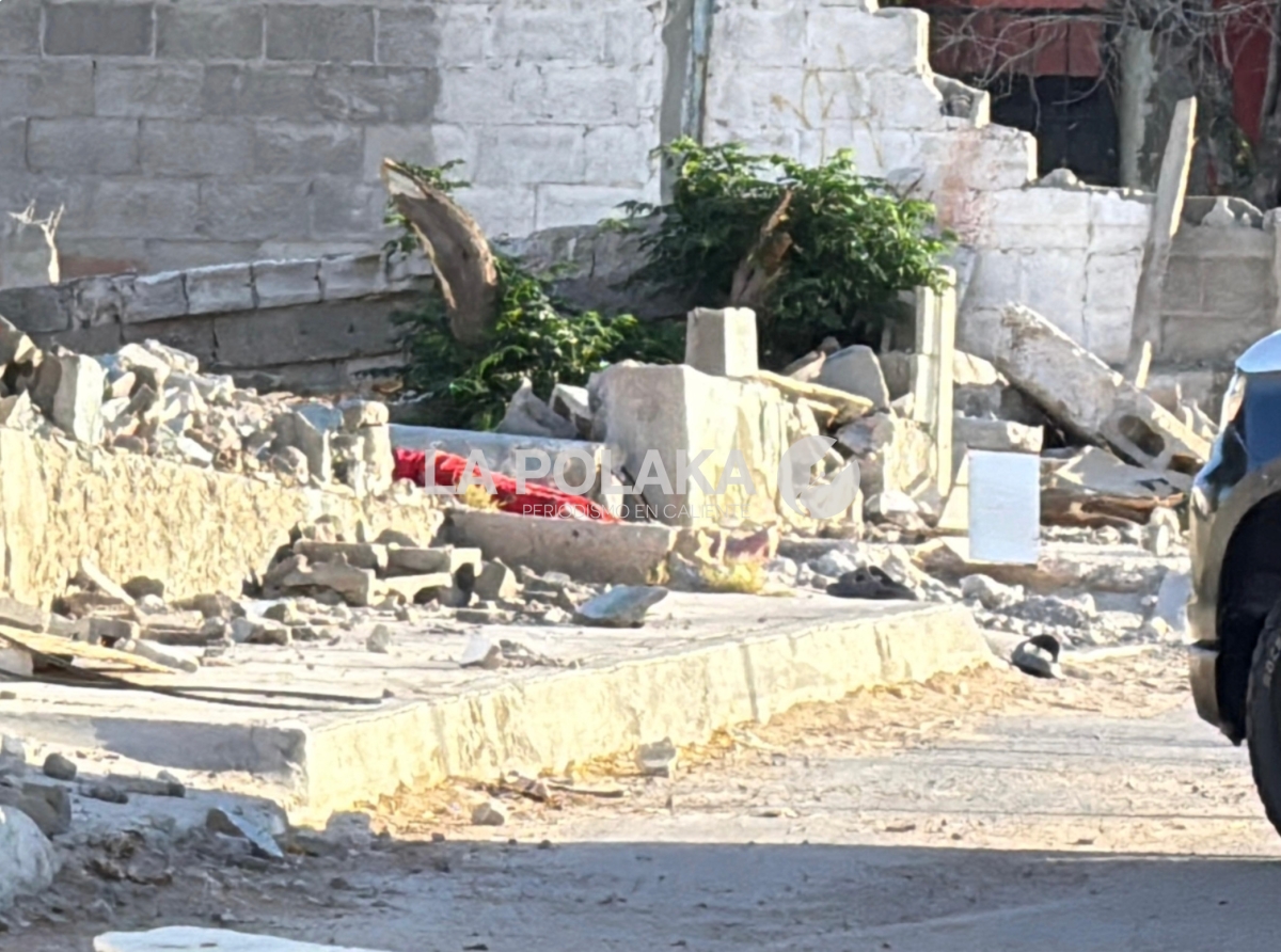 Empijamado con Soga al Cuello