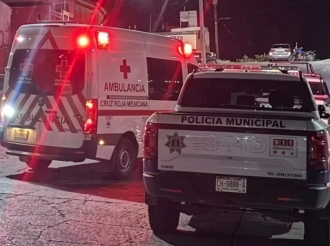 Se Les Pasa la Mano